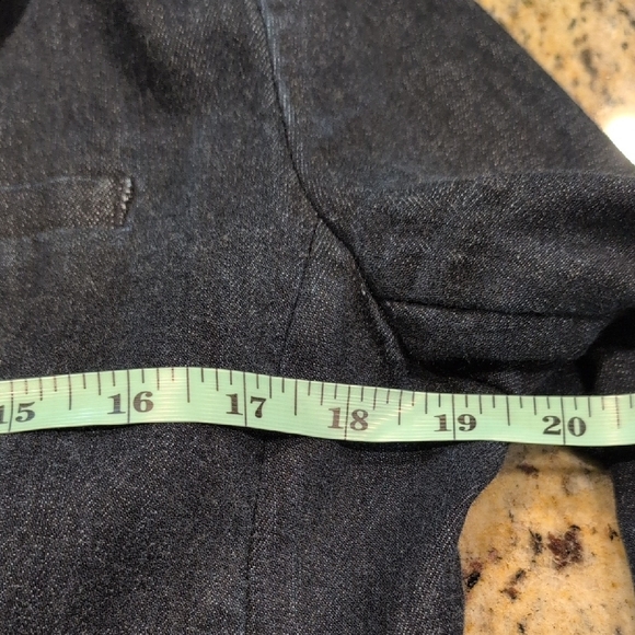 Banana Republic Dark Wash Denim One-Button Blazer - Size 10 - Picture 8 of 11